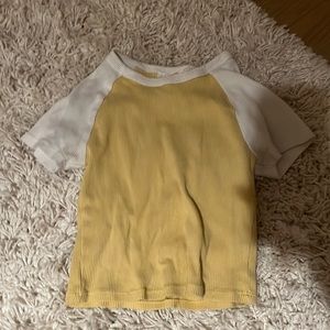 Two tone cropped tee barely worn